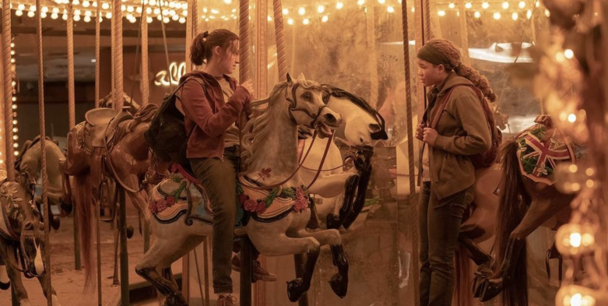 ellie and riley in the last of us at the abandoned mall