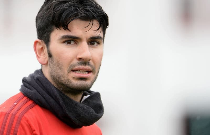 Bayern Munich's Serdar Tasci takes part in a training session at Saebener Strasse. Andreas Gebert/dpa