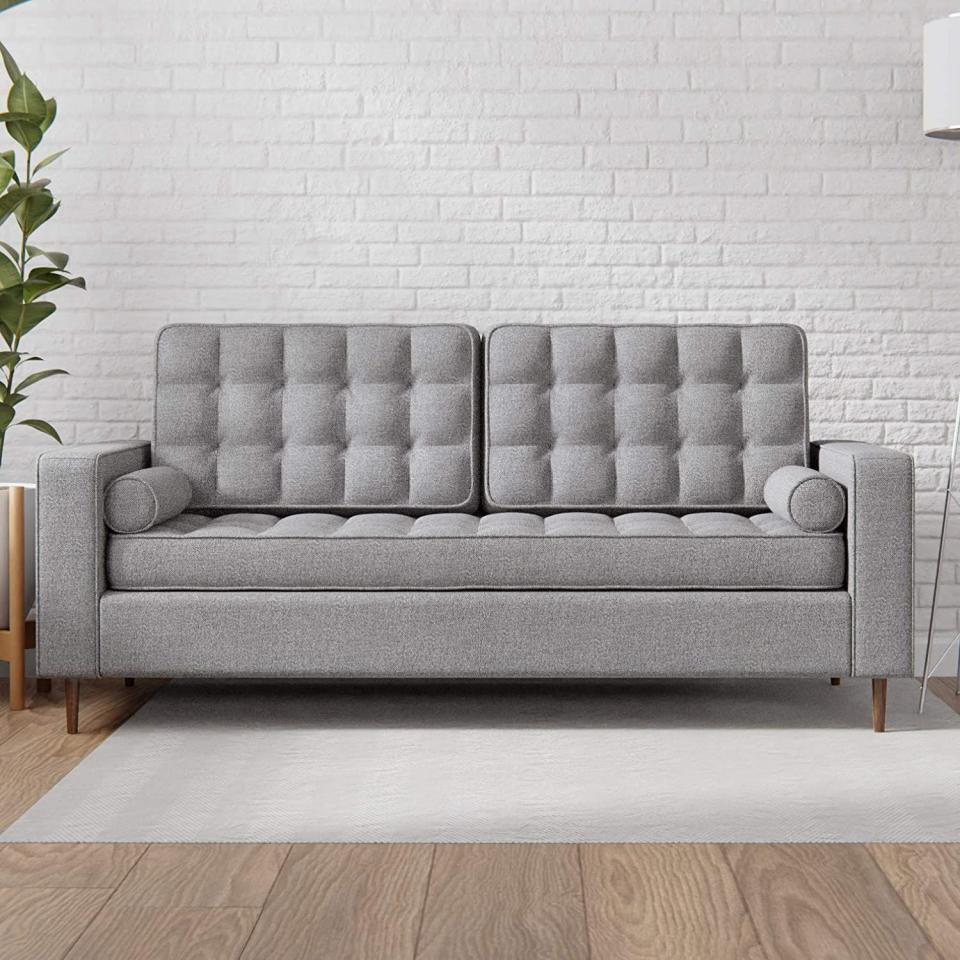 Lynnwood Upholstered Sofa