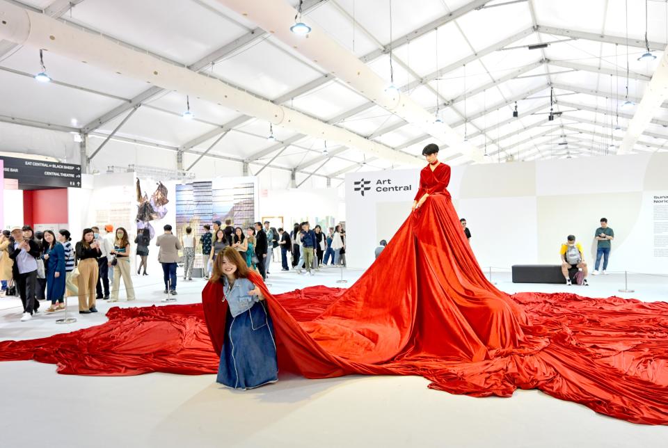 Art Central welcomed over 41,000 visitors to view contemporary artworks by emerging talents.