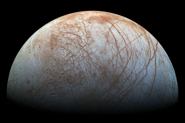 Dark material on Jupiter's moon may be sea salt