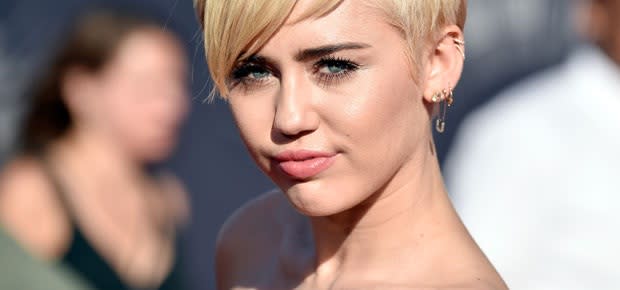 Miley Cyrus frees her nipples on Instagram but gets censored!