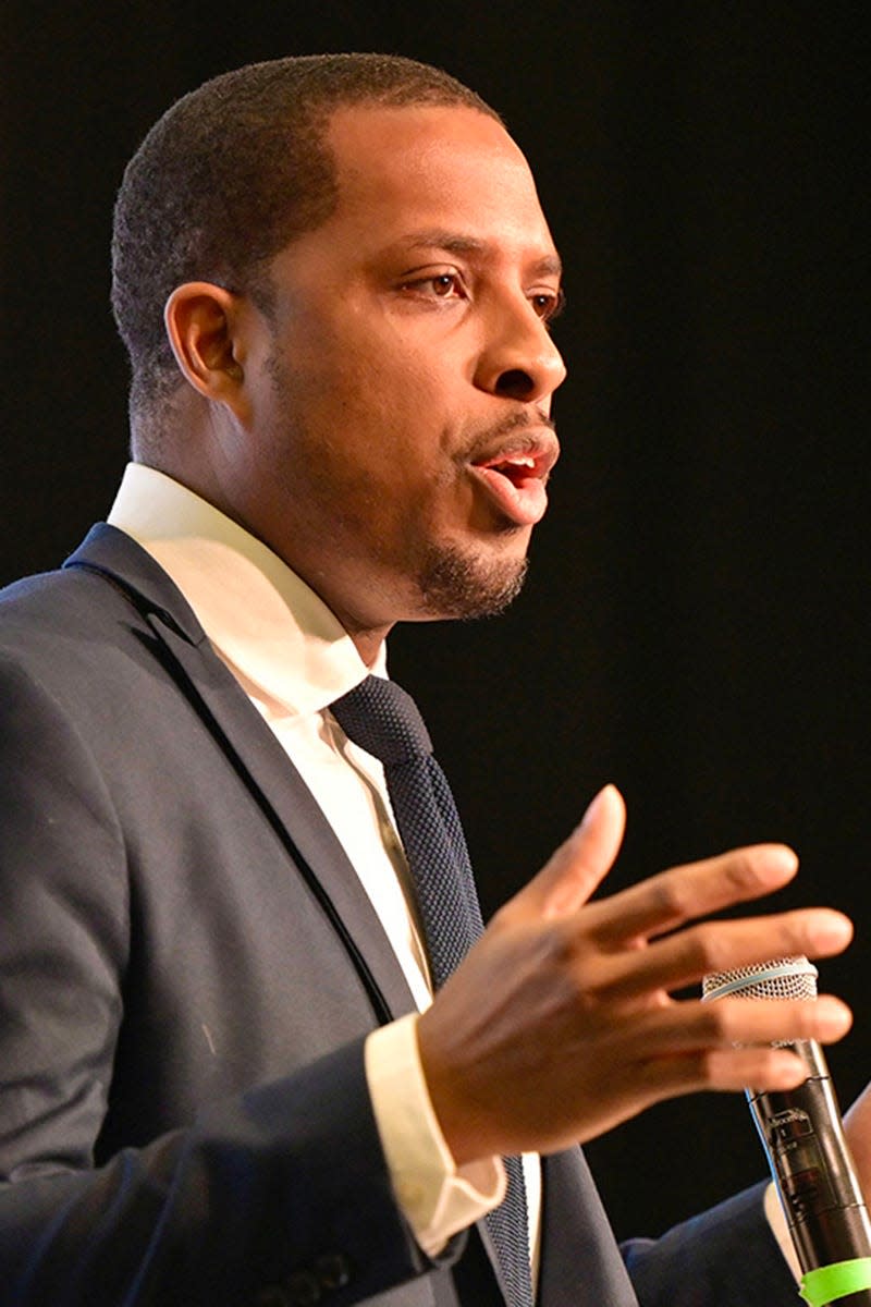 Attorney and Memphis City Councilman JB Smiley gives keynote remarks during the 27th annual Unity Luncheon held Wednesday, Feb. 8, in the Student Union Building at Middle Tennessee State University.