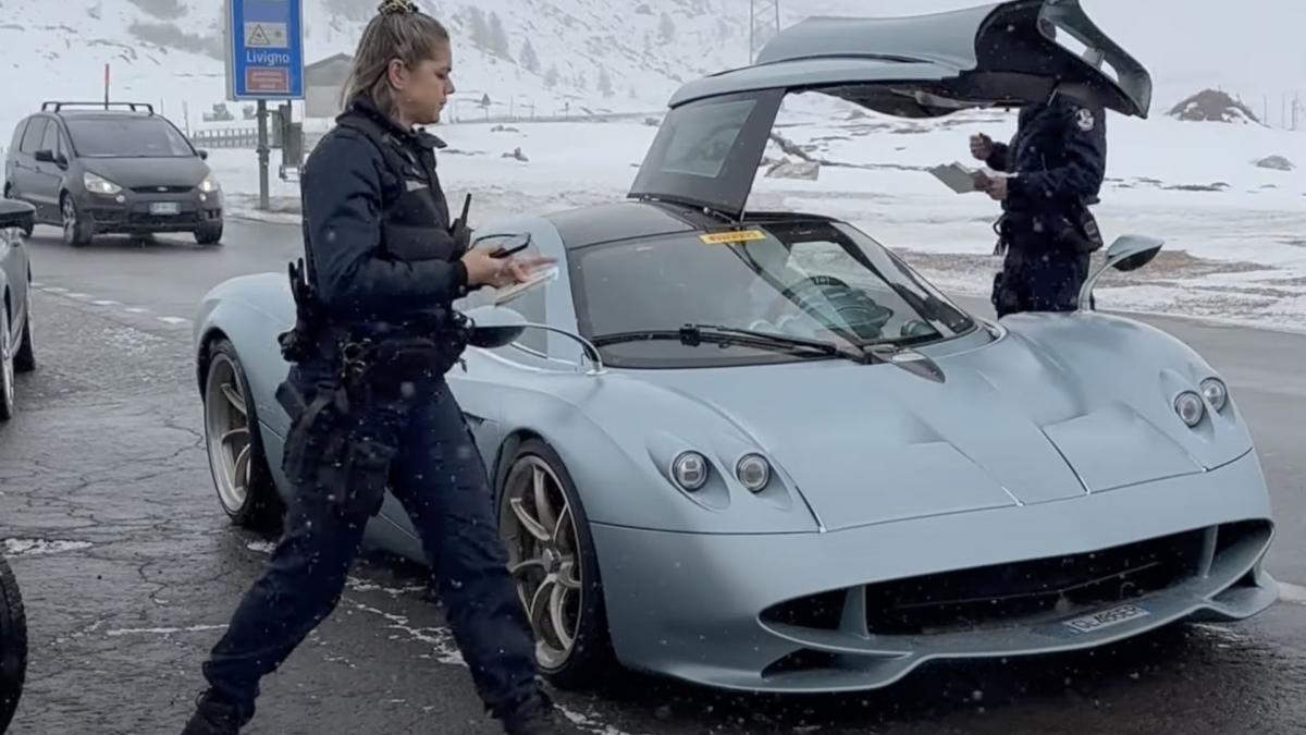 Швейцарската полиция конфискува Pagani Huayra Codalunga за 7 милиона долара при спиране на трафика