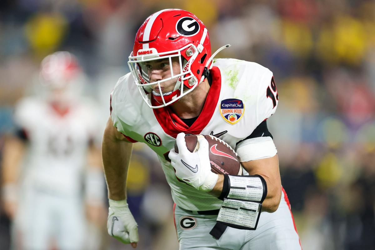 University of Georgia Commit Brock Bowers Welcomed to 2021 All