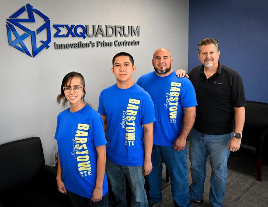 Left to right, Barstow College students Alia Allen and Angel Armenta, with BCC Adjunct Professor
Joshua O’Neal, and Exquadrum President and Co-founder Eric Schmidt,