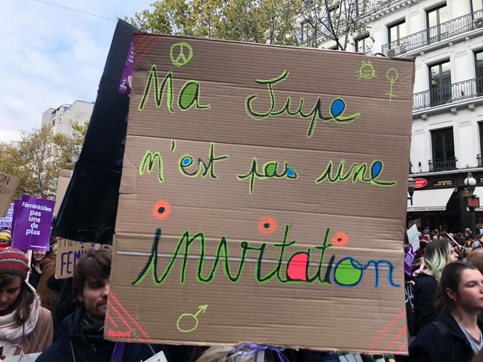 Violences faites aux femmes : les slogans les plus marquants de la marche