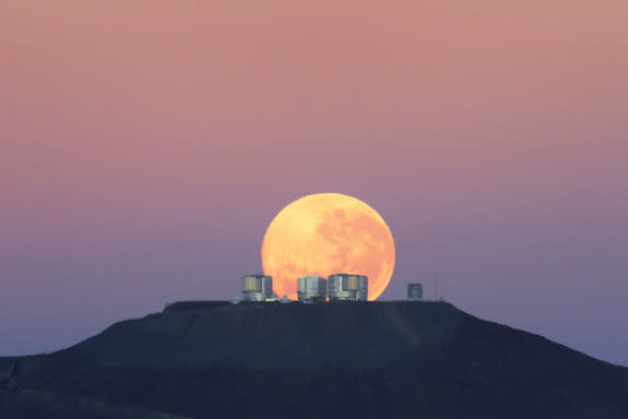 <p>This Saturday (Mar. 19), the moon will swing closer to Earth than it has been in more than 18 years, meaning our only satellite will appear larger than it will throughout 2011, and hence its "supermoon" moniker. The moon will appear 14 perce</p>