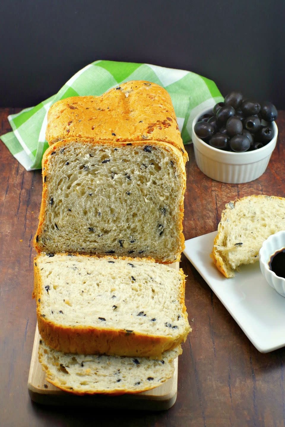 Bread Machine Onion & Olive Bread