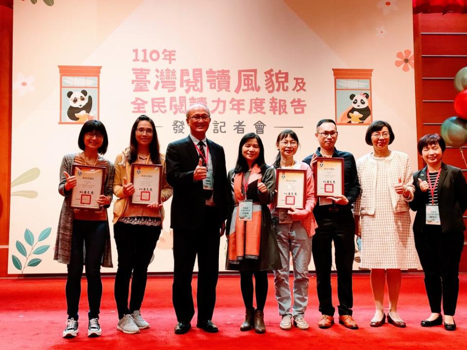 雲縣土庫鎮立圖書館獲台灣閱讀風貌鄉鎮市組全國第3名殊榮。（記者陳正芬翻攝）