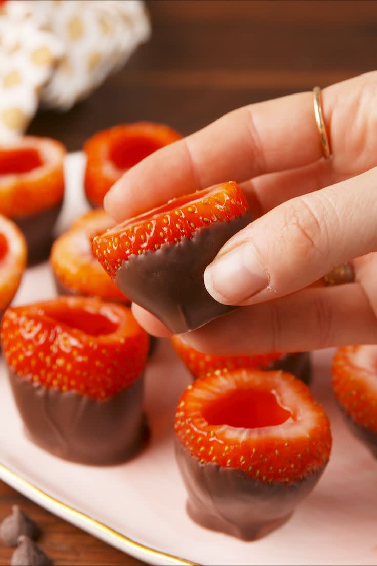 Chocolate Covered Strawberry Jell-O Shots