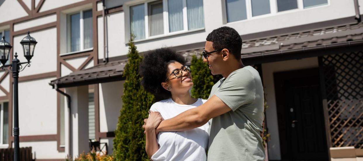 US families need to earn a staggering 80% more than they did in 2020 to 'comfortably afford' a home nowadays — despite the median income only going up 23% in that time