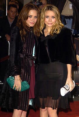Ashley Olsen and Mary-Kate Olsen at the LA premiere of Warner Bros. The Last Samurai