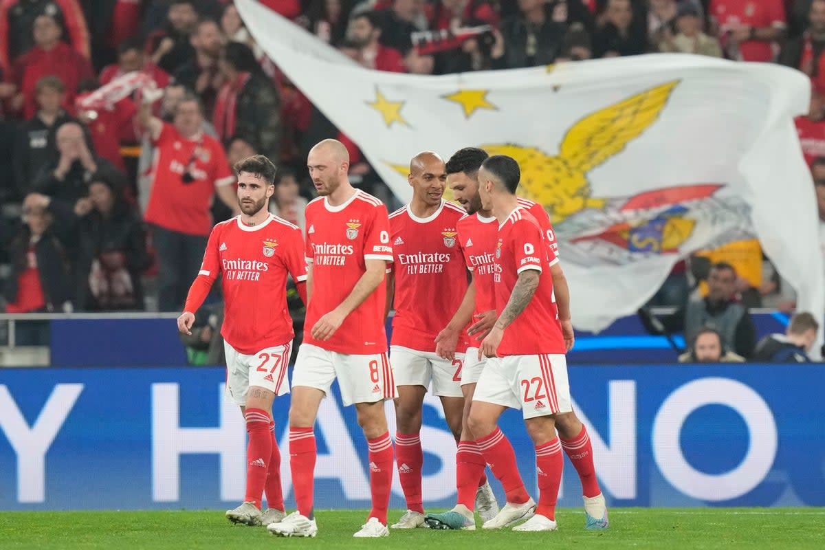 CAMPEONES BENFICA BRUJAS (AP)