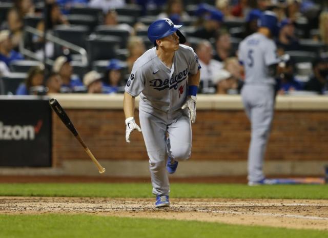 Dodgers hit seven home runs in extra-innings victory over Mets