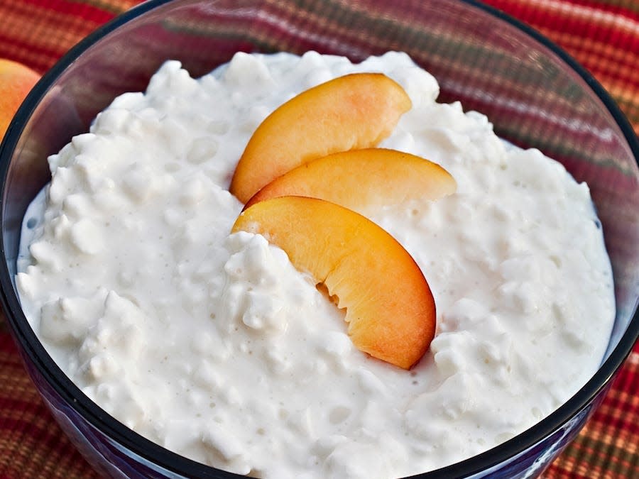 Cottage Cheese and Fruit