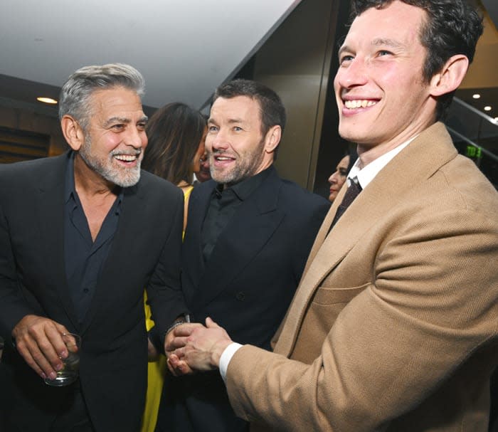 Callum Turner con George Clooney
