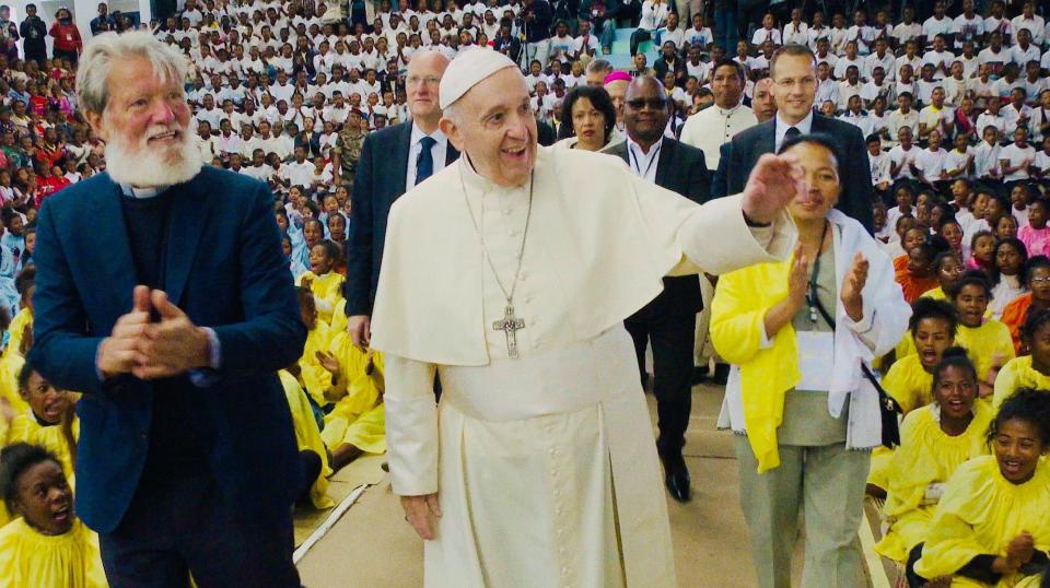 電影呈現教宗在2013到2021年間的參訪點滴。（圖／海鵬提供）