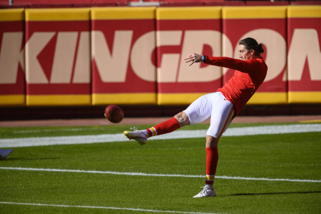 Chiefs re-sign All-Pro punter Tommy Townsend