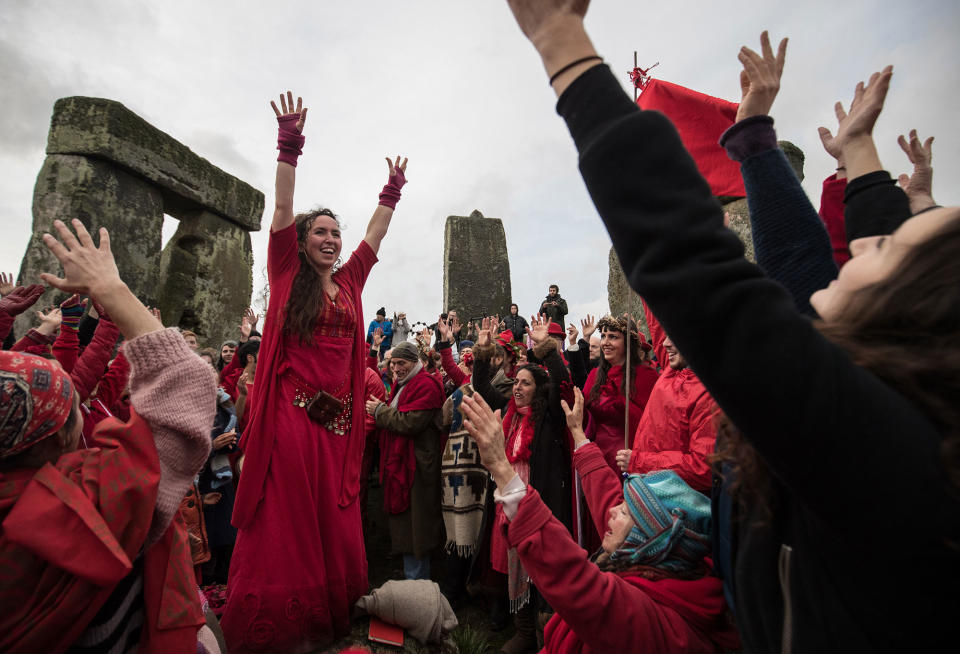 Revelers celebrate winter solstice at Stonehenge