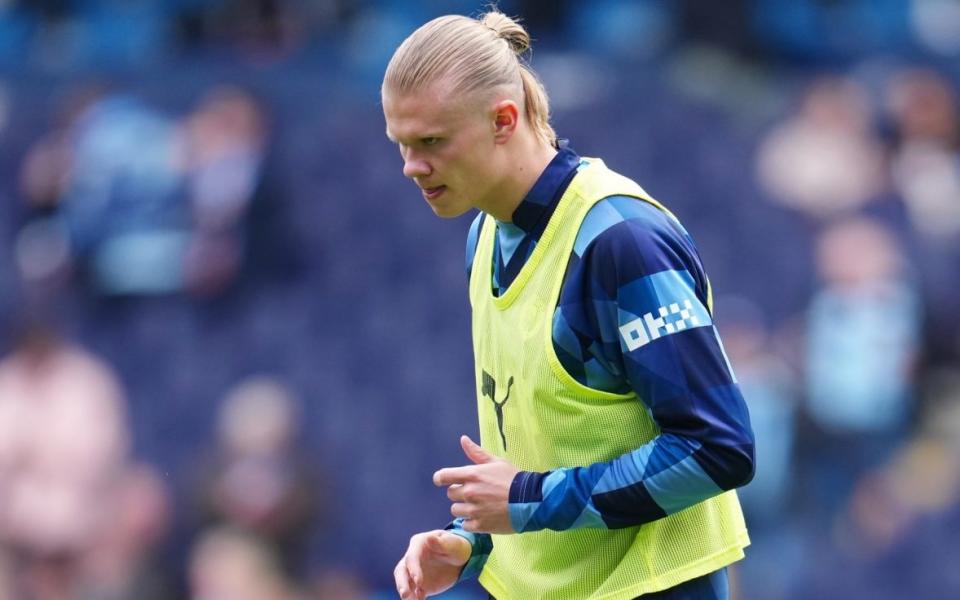 Erling Haaland of Manchester City warms up prior to the Premier League match with Leicester City - Getty Images/Lexy Ilsley