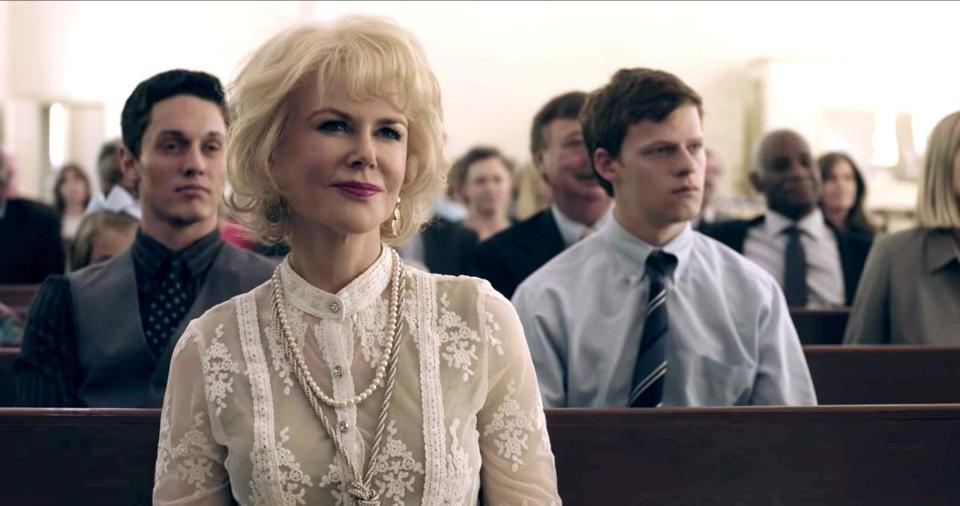 image of nicole kidman sitting down at church