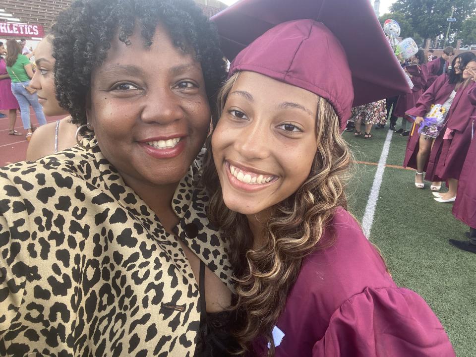 Tricia Fraser with her daughter Anissa