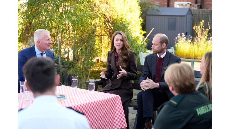 Prince William and Kate Middleton talk