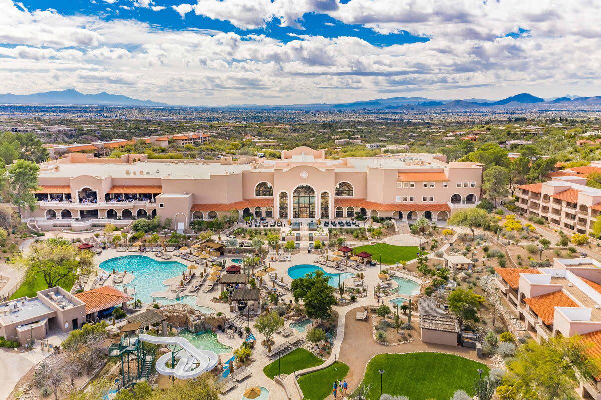 Sabino's Pool Bar & Grill at Westin La Paloma Resort, Tucson, Arizona