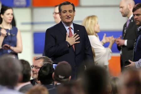 Republican U.S. presidential candidate Ted Cruz speaks to the crowd at the conclusion of the U.S. Republican presidential candidates debate in Detroit, Michigan, March 3, 2016. REUTERS/Jim Young