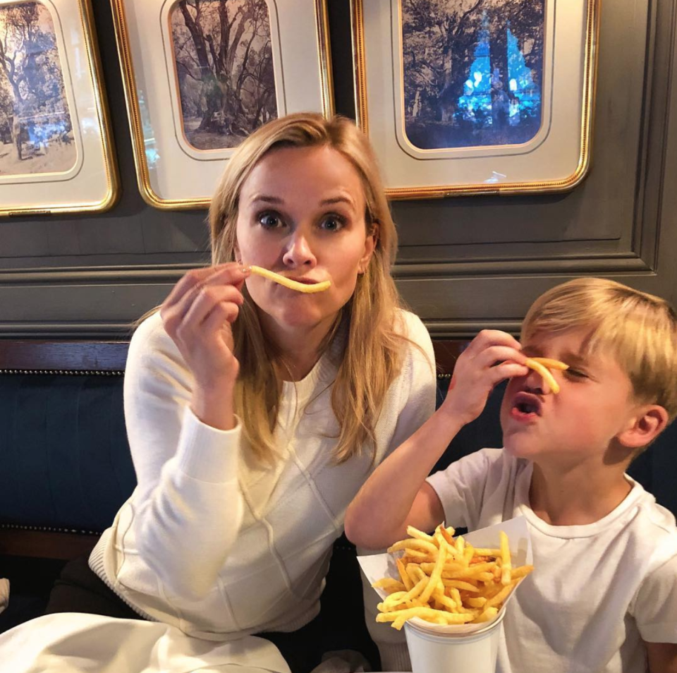 <p>While Witherspoon’s daughter, Ava Phillippe, is photographed alongside her all the time, photos of her and son Tennessee Toth, 5, are a little harder to come by. She posted this one from Paris, captioning it, “French fries. You know…Literally.” (Photo: <a rel="nofollow noopener" href="https://www.instagram.com/p/Bb-YZd7BKiI/?hl=en&taken-by=reesewitherspoon" target="_blank" data-ylk="slk:Reese Witherspoon via Instagram;elm:context_link;itc:0;sec:content-canvas" class="link ">Reese Witherspoon via Instagram</a>) </p>