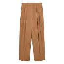 <p>35€</p><br><a href="https://fr.vestiairecollective.com/vetements-femme/pantalons/cos/pantalon-cos-en-coton-marron-32419207.shtml" rel="nofollow noopener" target="_blank" data-ylk="slk:Acheter;elm:context_link;itc:0;sec:content-canvas" class="link ">Acheter</a>