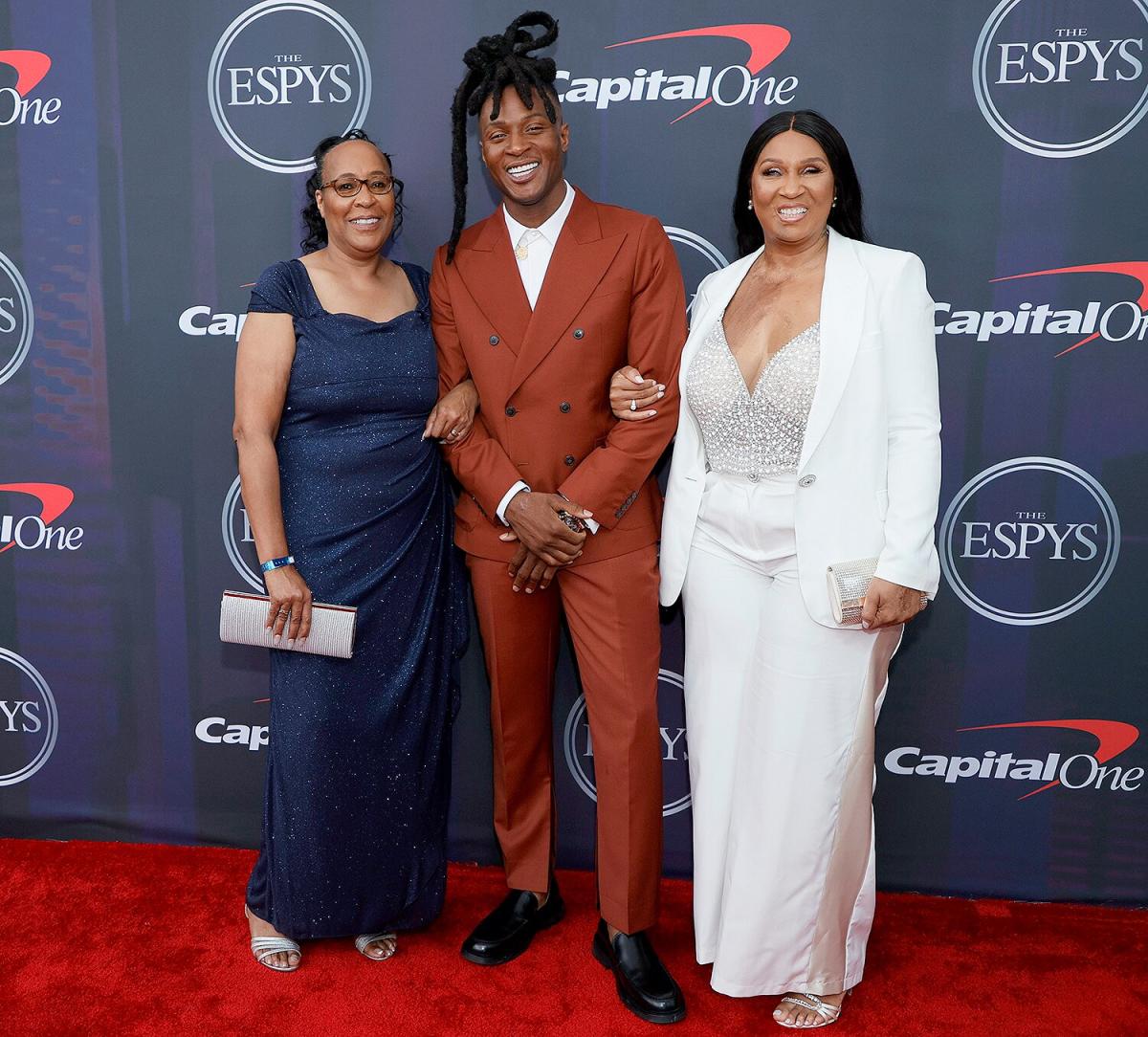 The incredible survival story of DeAndre Hopkins and his mom