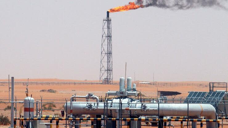 Saudi-Arabien braucht für einen ausgeglichenen Staatshaushalt laut der Ratingagentur Fitch 91 Dollar pro Barrel Rohöl. Foto: dpa