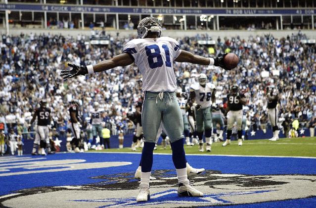 27 November 2008 - Terrell Owens (81) of the Dallas Cowboys during the  Cowboys 34-9 win over the Seattle Seahawks at Texas Stadium in Irving,  Texas. (Icon Sportswire via AP Images Stock Photo - Alamy