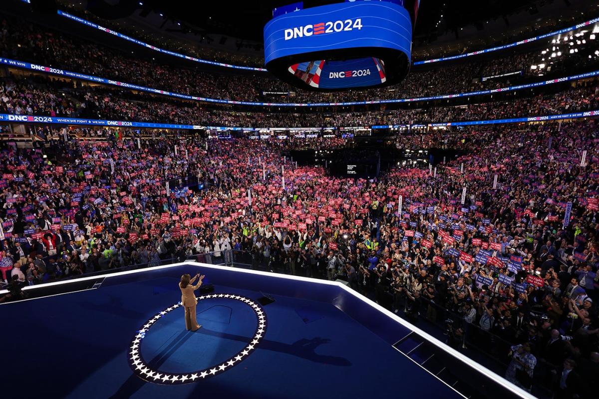 What time does 2024 DNC Day 3 start? What is Democratic National