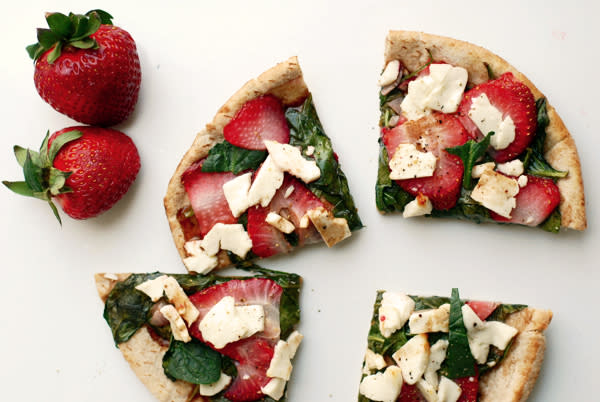 Strawberry, Feta, and Spinach Flatbread Pizzas