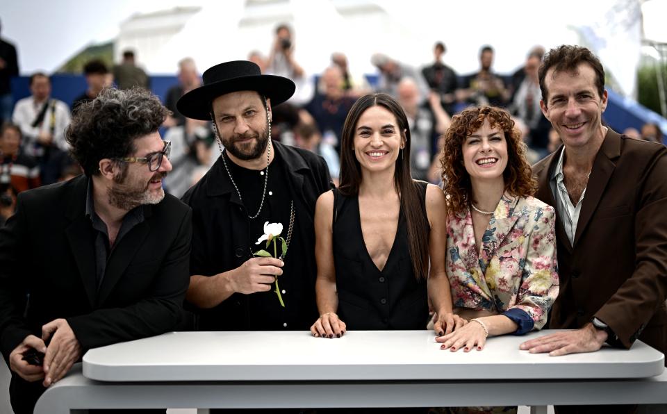 (From L) Argentinian director Rodrigo Moreno, Argentinian actor Daniel Elias, Argentinian actress Margarita Molfino, actress Mariana Chaud and Argentinian actor Esteban Bigliardi pose during a photocall for the film 