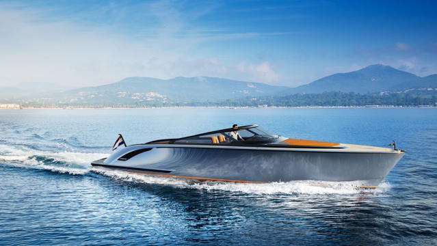 Inside NFL legend Tom Brady's new luxury 77-foot yacht that costs