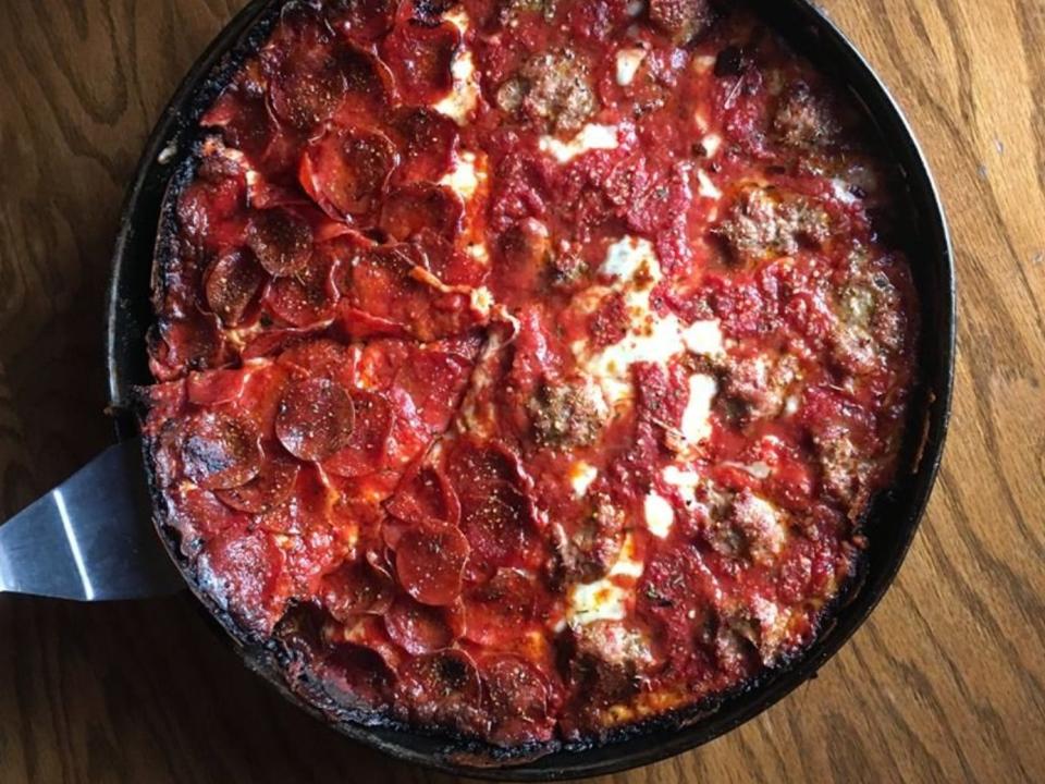 Pequod's Pizza