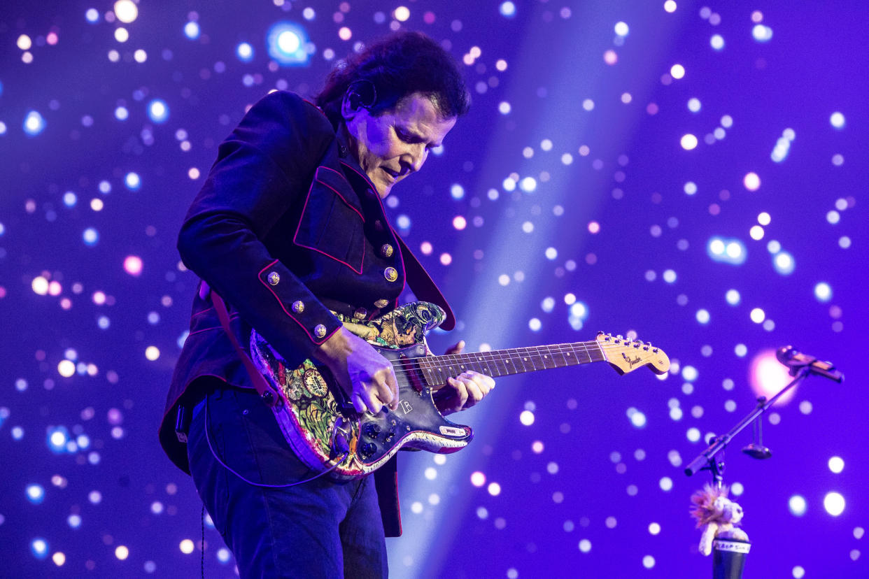 Trevor Rabin of progressive rock group Yes performing live on stage. Photo: Getty Images