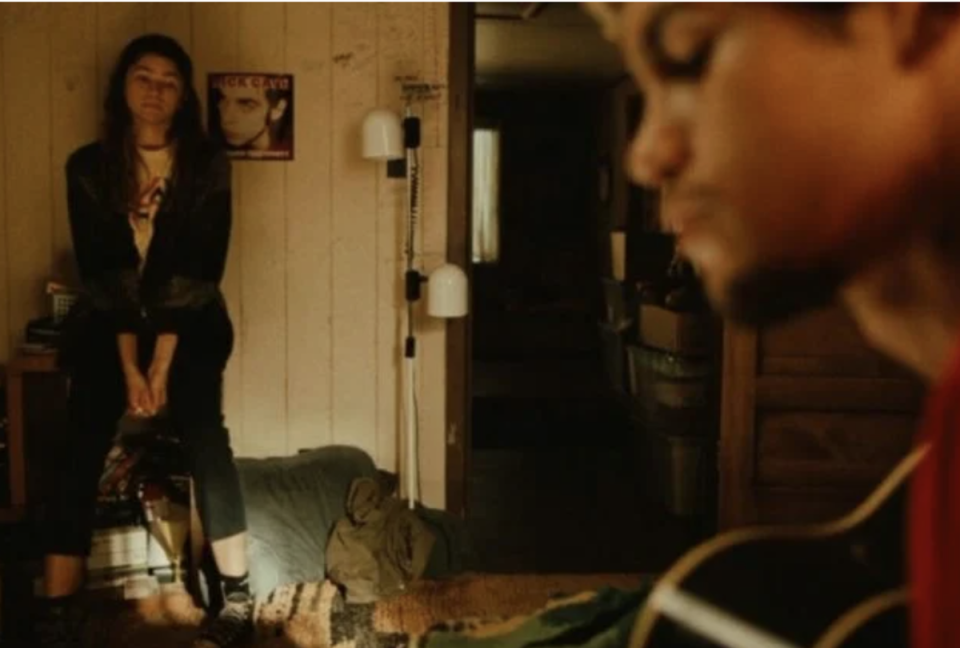 Zendaya and Dominic Fike in the ‘Euphoria' scene where Elliot sings to Rue (HBO)