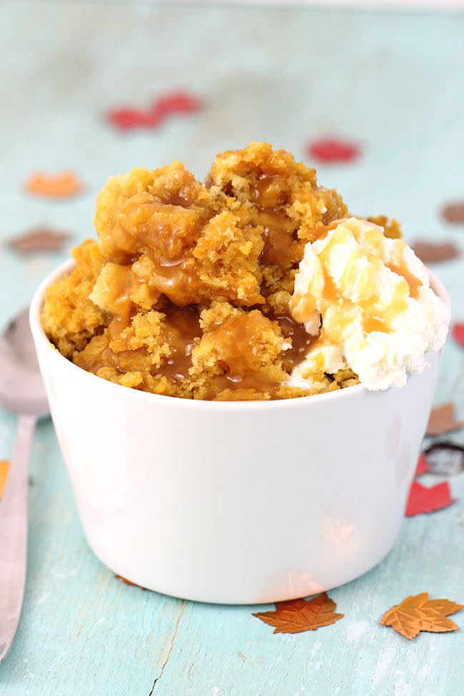 Slow Cooker Pumpkin Dump Cake