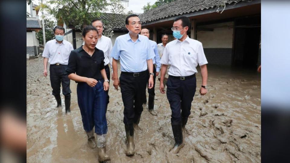 李克強2020年重慶勘災。（圖／中共政府官網）