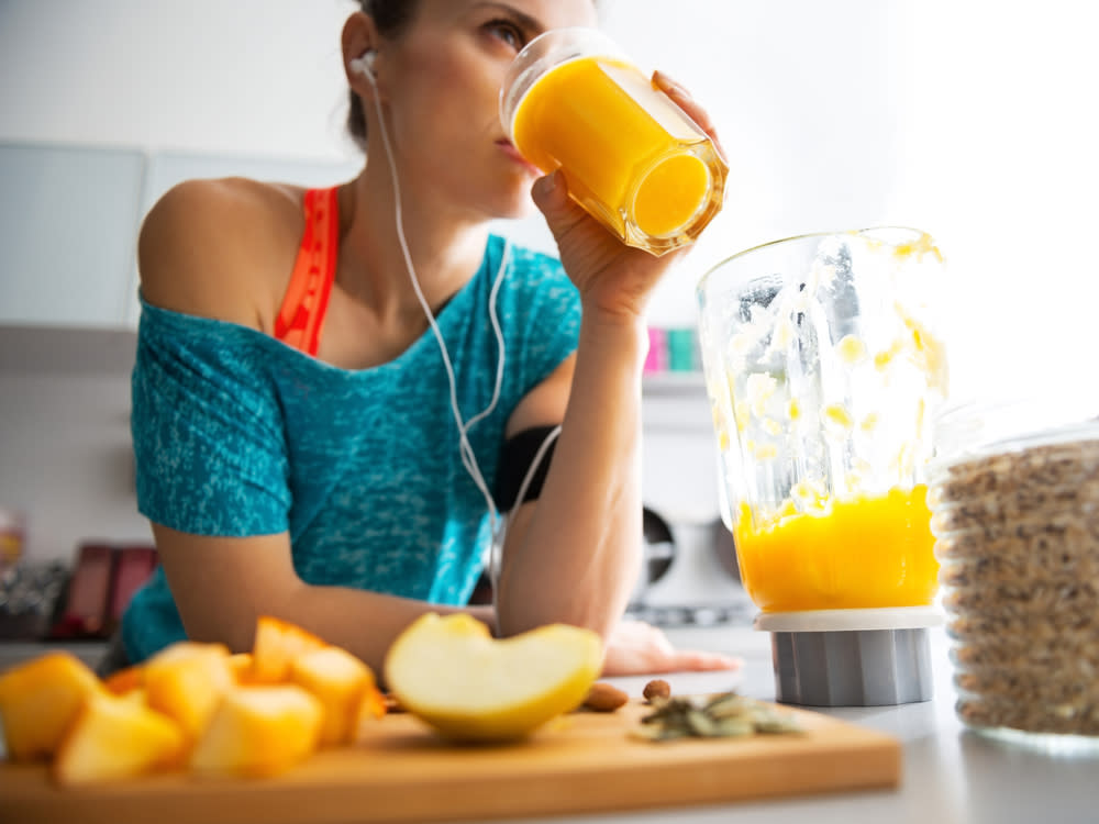 Regelmäßige Fitnesseinheiten und ausreichend Trinken gehören zum Großputz im Körper dazu (Bild: Alliance Images / Shutterstock.com)