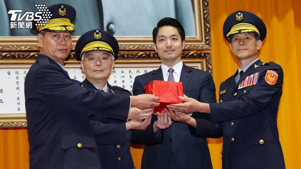 Taipei police department welcomes new commissioner (TVBS News)