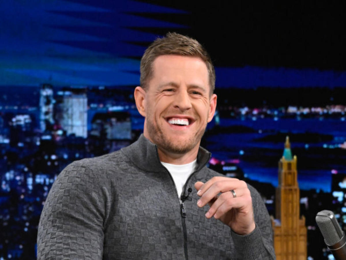 JJ Watt Shares Workout Video on Instagram About Fake Weights