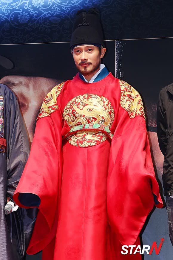 Lee Byung-heon participating narration of 'The Last Kingdom'