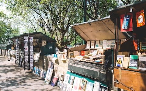 bouquinistes, Paris - Credit: This content is subject to copyright./Westend61