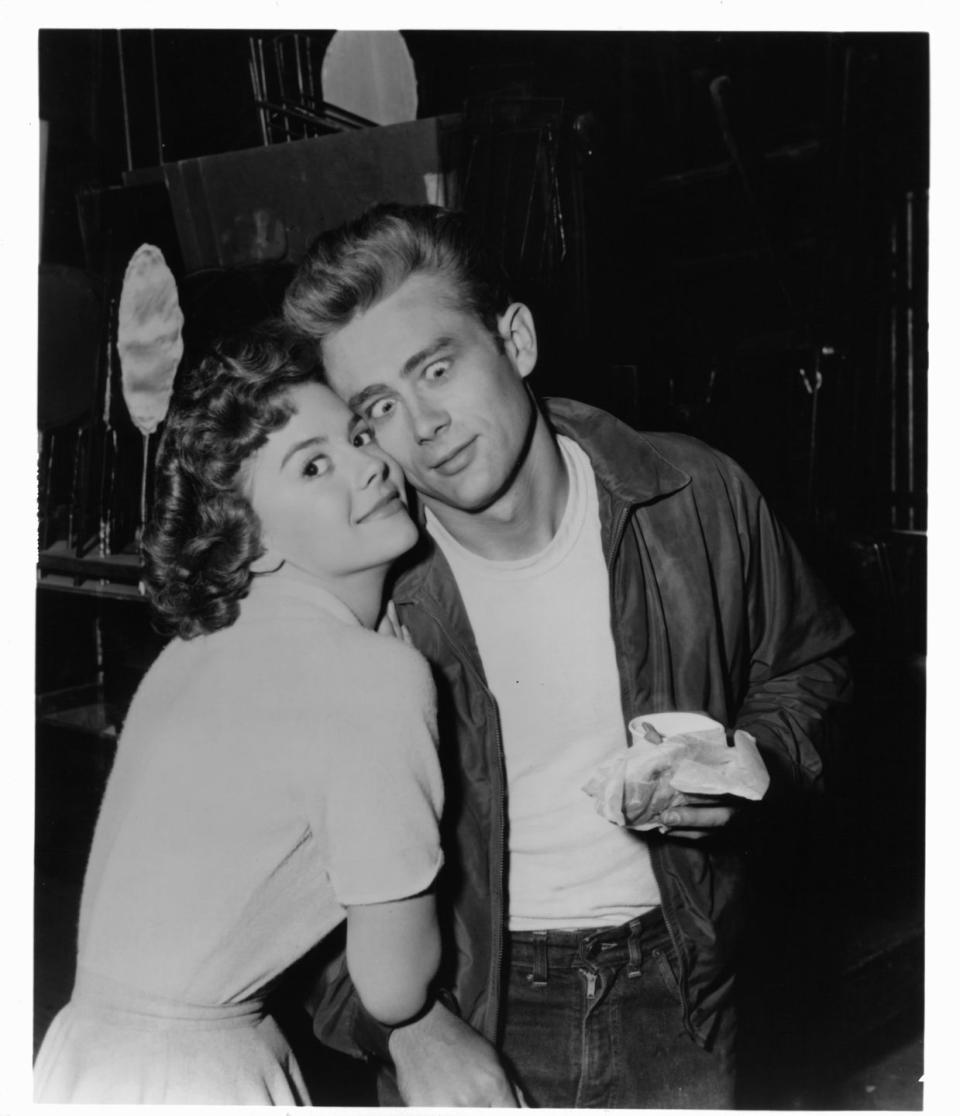 1955: Natalie Wood and James Dean